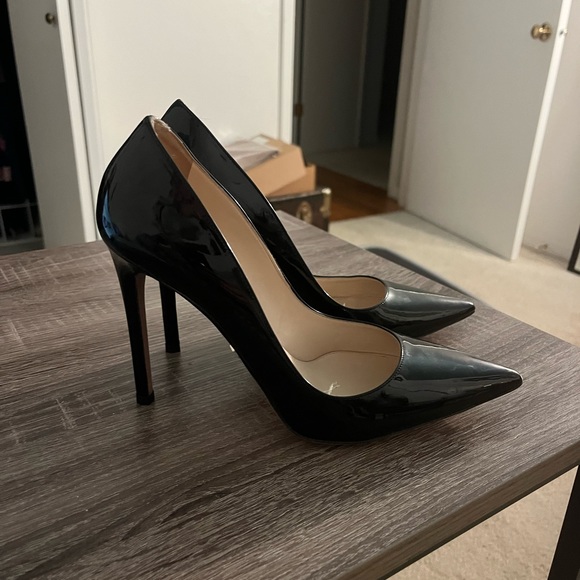 Prada Vernice patent leather pump - Picture 4 of 6